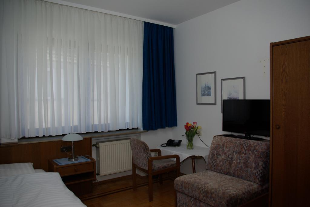 Hotel Alte Bruecke Bad Homburg vor der Höhe Oda fotoğraf
